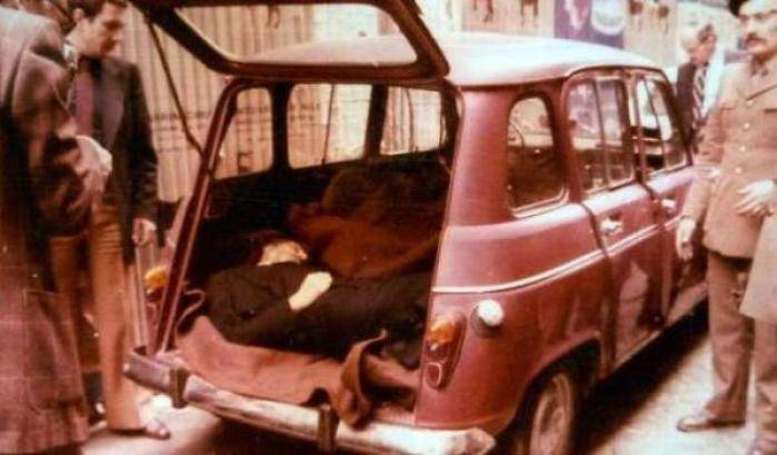 Il ritrovamento del corpo di Aldo Moro in via Caetani il 9 maggio 1978