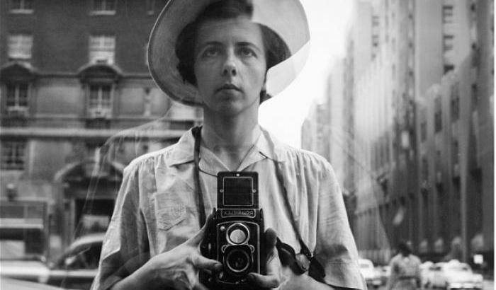 Vivian Maier, la bambinaia che fotografò l’America invisibile