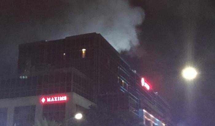 Filippine, esplosioni e spari in un resort a Manila: l'Isis rivendica