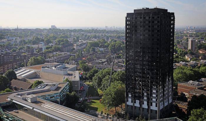 00049AC4-grenfell-towe Grenfell Towe