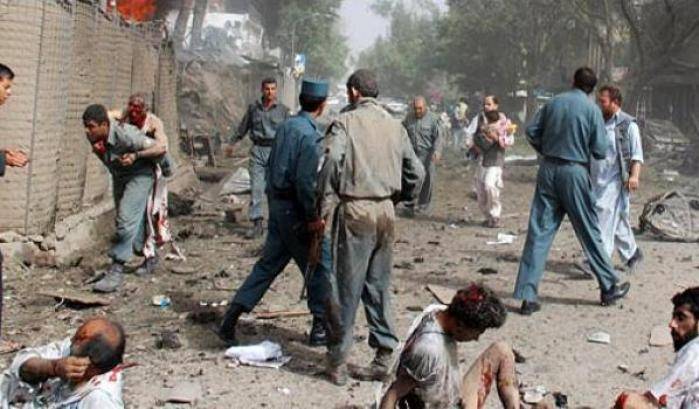 0004A07F-in-afghanistan-nel-2017-record-di-vittime-civili-dall-inizio-dell-anno-ci-sono-stati-1600-morti-esclusi-combattenti-e-militari In Afghanistan, nel 2017 record di vittime civili, dall'inizio dell'anno ci sono stati 1600 morti, esclusi combattenti e militari