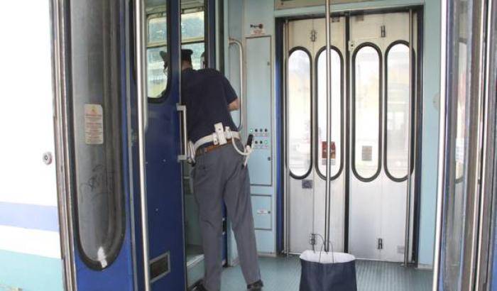 0004A2CE-non-c-a-mai-stata-l-aggressione-denunciata-da-un-capotreno-sulla-linea-ferroviaria-di-trenord-piacenza-milano Non c'è mai stata l'aggressione denunciata da un capotreno sulla linea ferroviaria di Trenord Piacenza-Milano