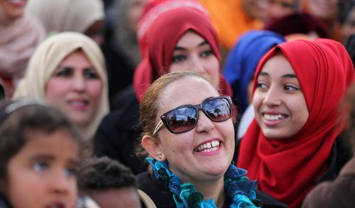 Approvata la legge contro i maltrattamenti sulle donne in Tunisia