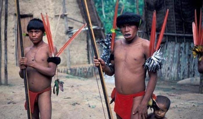 Garimpeiros assassini e governo complice: il genocidio indios in Amazzonia