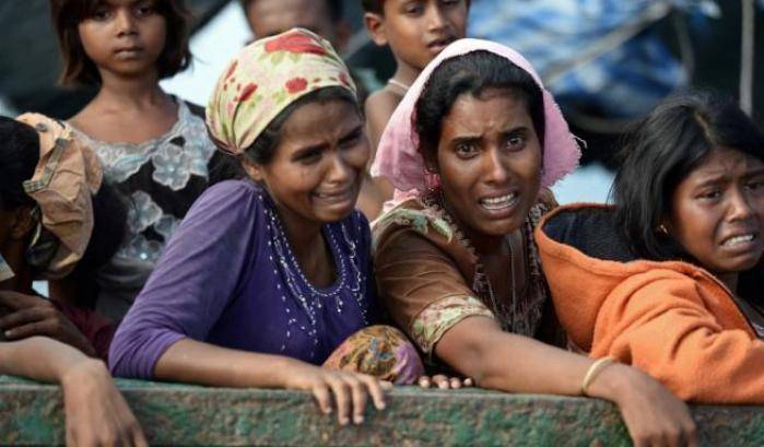 0004AB92-rohingya-la-disperazione-delle-donne-in-fuga Rohingya, la disperazione delle donne in fuga
