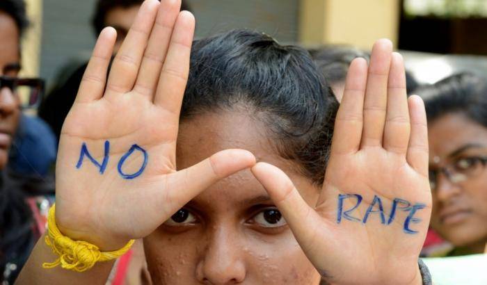 0004A21F-stuprata-a-10-anni-per-la-legge-non-pua-abortire-la-corte-suprema-indiana-valuta-il-caso Orrore in India