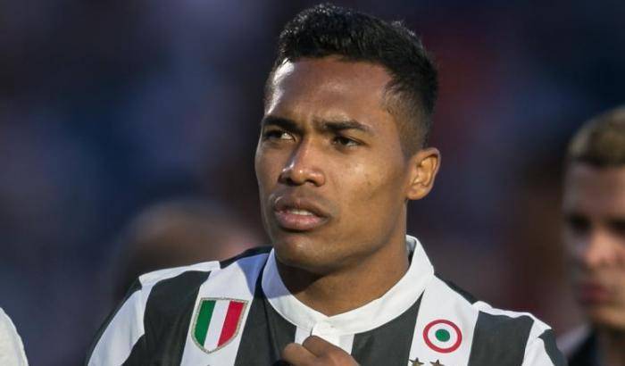 0004B931-alex-sandro Alex Sandro