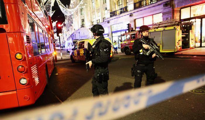 0004BE2C-oxford-circus Oxford Circus