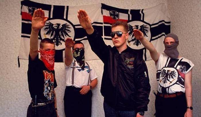 La bandiera imperiale tedesca diventata il simbolo dei neonazisti