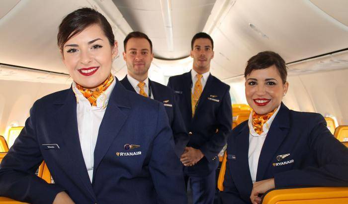 Le hostess raccontano: "Ryanair come una piccola Corea del nord"