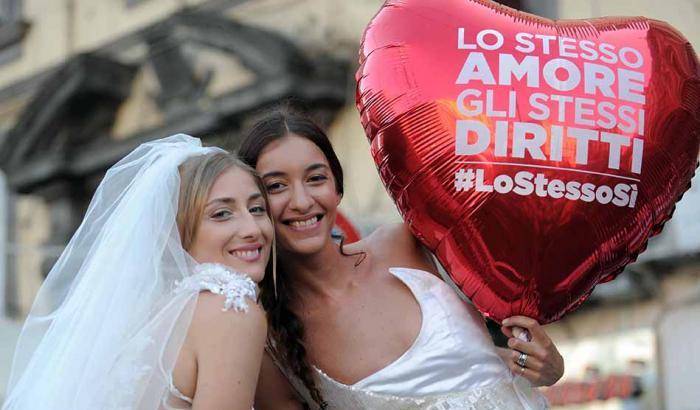 Ragazze al Gay Pride