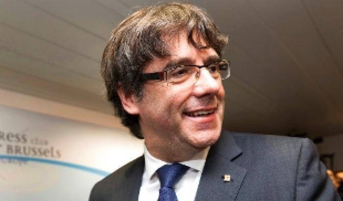 La Corte costituzionale blocca l'elezione di Puigdemont a presidente della Generalitat