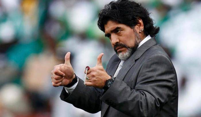 0004CD72-maradona Maradona