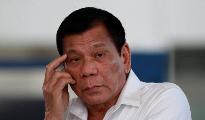 L'abominevole Duterte annuncia il ritiro dalla politica: sdoganò gli squadroni della morte