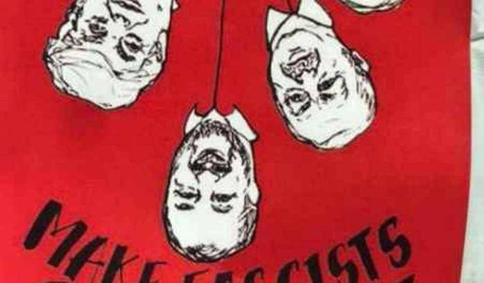 Gli adesivi con Salvini a testa in giù