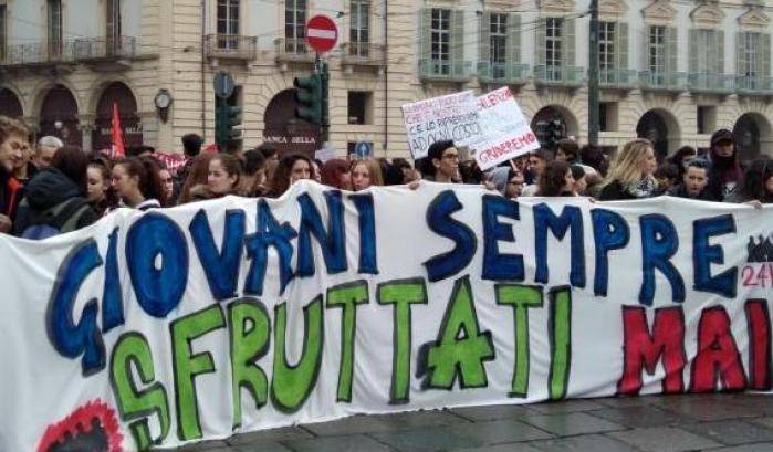 Alternanza scuola-lavoro, in servizio anche il primo maggio: "Inaccettabile"