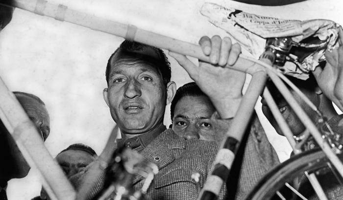 Vi racconto Gino Bartali, il 'giusto fra i giusti' che salvò gli ebrei e non si arrese ai fascisti