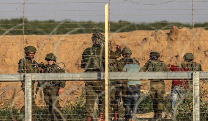 Israele copia Erdogan: in galera chi critica i crimini dei militari israeliani
