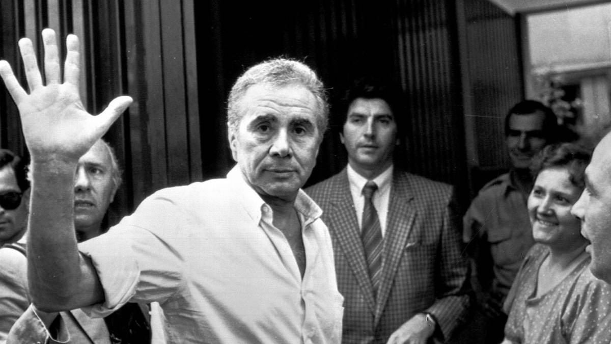 Enzo Tortora, il simbolo della malagiustizia italiana tra memoria civile, errori giudiziari e responsabilità mai assunte