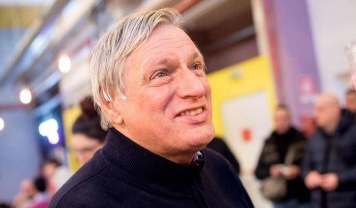 Don Ciotti sull'immigrazione: "La speranza delle persone non può essere un reato"