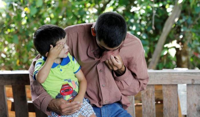 0004F1C1-bambini-figli-di-migranti-strappati-ai-genitori Bambini figli di migranti strappati ai genitori