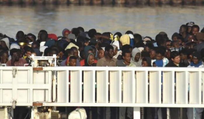 Migranti, la Tunisia avverte l'Europa: "da noi nessun centro di accoglienza"