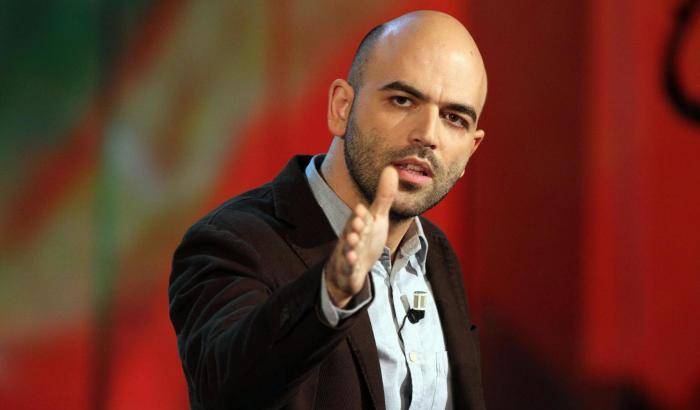 Saviano accusa Salvini: "perseguiteranno chi dissente, sotto attacco lo stato di diritto"