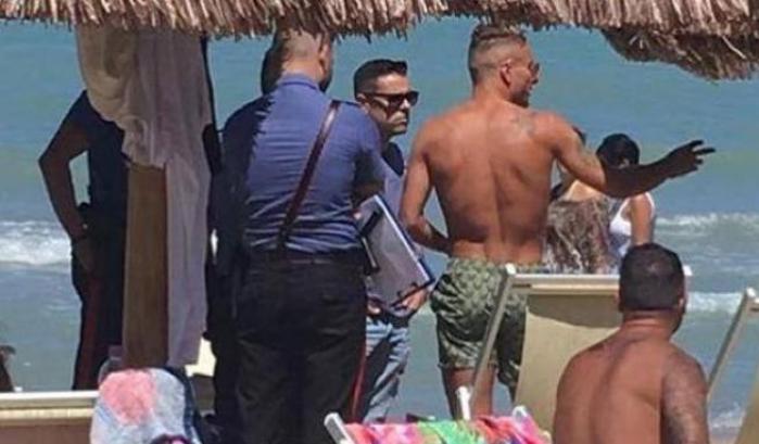 Immobile in spiaggia con i carabinieri