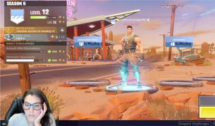 Valentina Nappi, dal porno ai videogiochi: anche l'attrice appassionata di Fortnite