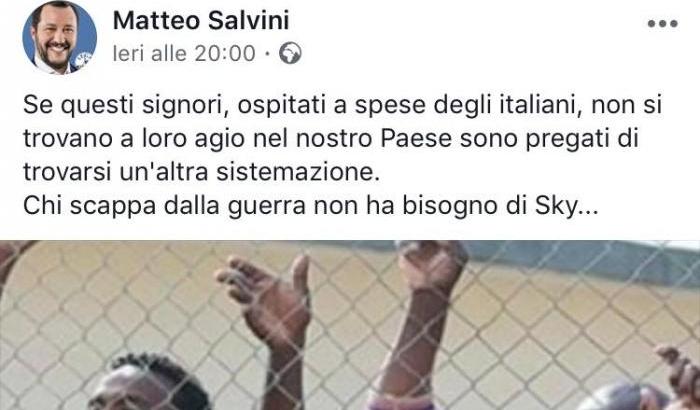 Salvini indignato con i "migranti che vogliono vedere Sky": ma è una bufala