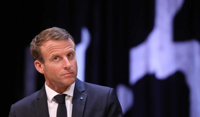 0005020A-macron Macron