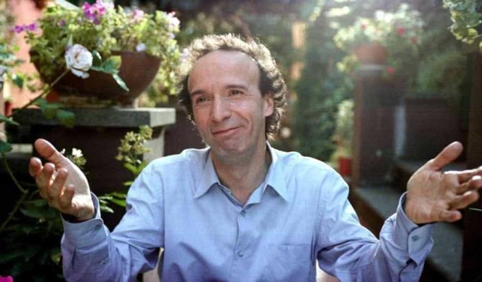 Il regista Roberto Benigni affranto: "L'Afghanistan rende profugo il mio cuore"