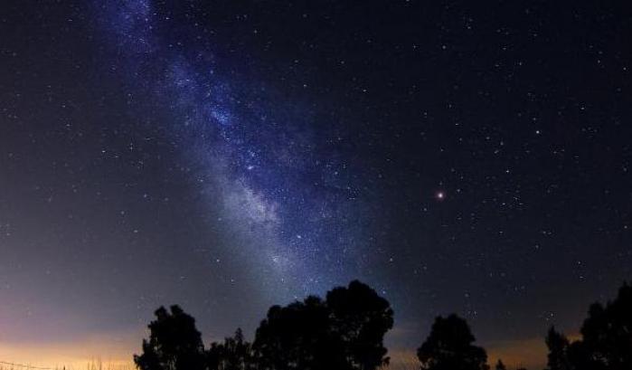 Scoperta una stella rarissima, quasi priva di carbonio: racconta l'inizio dell'universo