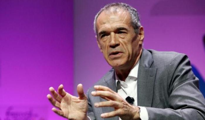 Cottarelli attacca Meloni: "Basta bufale sul tasso dei prestiti per il Pnrr"