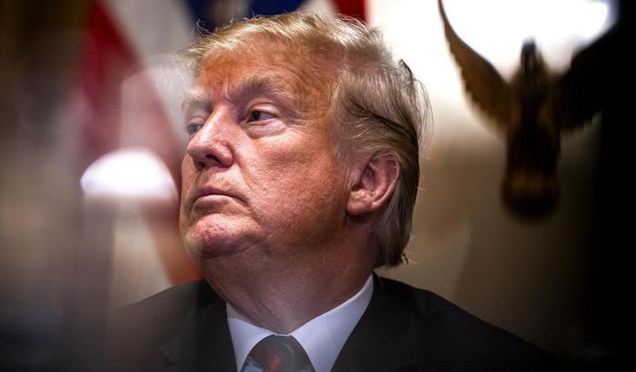 Trump, il distruttore del pianeta: meno controlli ambientali per le grandi opere