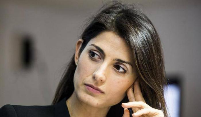 La pochezza della Raggi: invece che ascoltare i romani offende definendoli "orfani di mafia capitale"