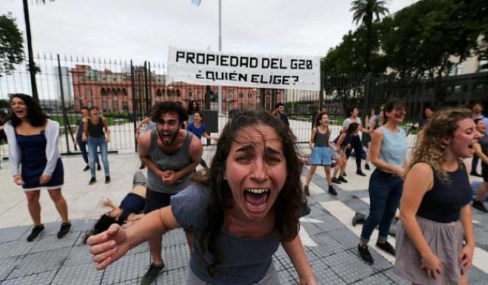 000510CC-crisi-internazionali-e-proteste-si-apre-il-g20-in-argentina Crisi internazionali e proteste: si apre il G20 in Argentina