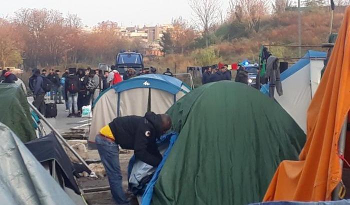 I grillini romani si mostrano pentiti del razzismo M5s-Lega: incrementare le politiche di accoglienza