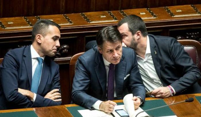 Due miliardi in meno per il reddito di cittadinanza e per le pensioni