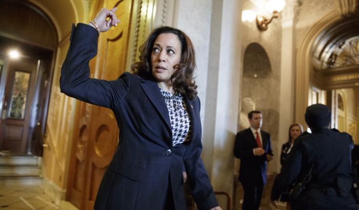 Kamala Harris: "Non bisogna credere alle affermazioni di Trump sul vaccino"