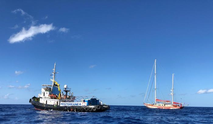 Salvini: "Basta alle navi dei centri sociali, arrestare i responsabili di Mar Jonio"