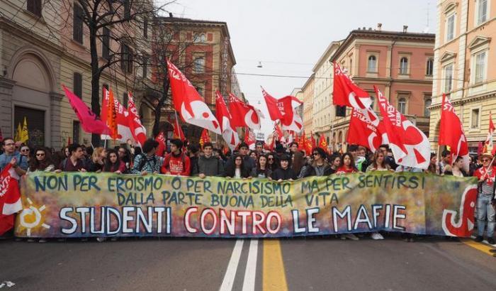 Alla manifestazione antimafia c'erano quasi tutte le classi, meno quella del nipote di un boss