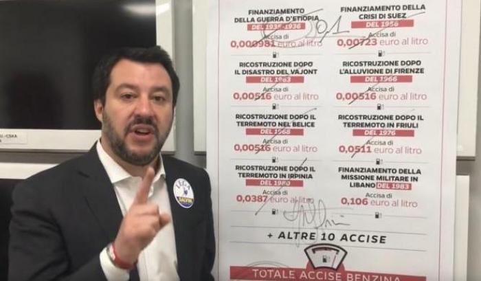 Salvini mentre prometteva l'abolizione delle accuse sulla benzina