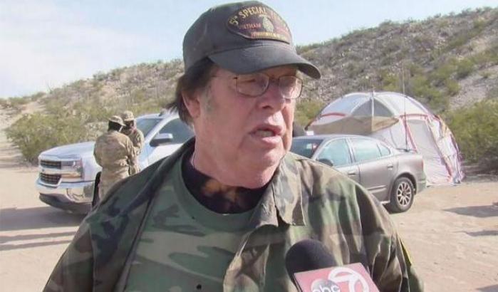 000528E3-larry-mitchell-hopkins-69-anni-leader-di-united-constitutional-patriots Larry Mitchell Hopkins, 69 anni, leader di United Constitutional Patriots
