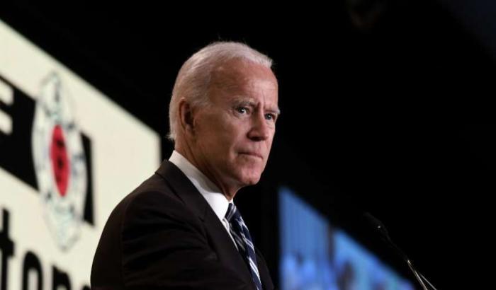 Biden attacca Trump: "Ha fatto lo spavaldo con il Covid e poi si è arreso"