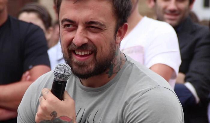 Chef Rubio a Salvini: "Ti piace fare la vittima FelpaPig? Ma rimani patetico e imbarazzante"