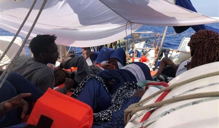 Mediterranea: “Questo sulla pelle dei migranti è un gioco al massacro”