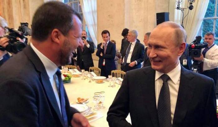 Prima Putin, solo dopo gli italiani: la lettera dell'ambasciatore russo a Salvini