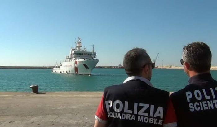 Fratoianni su Nave Gregoretti: "Nessun interese dell'Italia, solo sporca propaganda di Salvini"