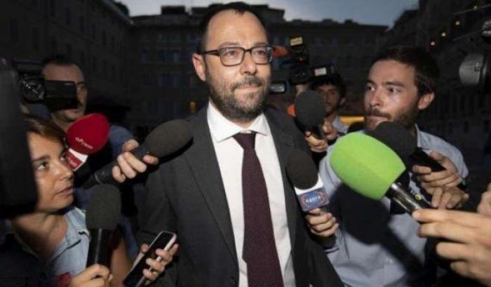 Patuanelli nega l'evidenza: "Il governo si fa, Di Maio non vuole staccare la spina"